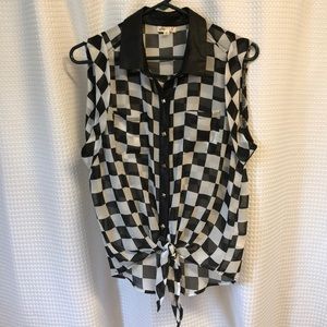 Sleeveless checked sheer top